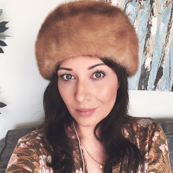 Vintage Accessories - Vintage fur hat